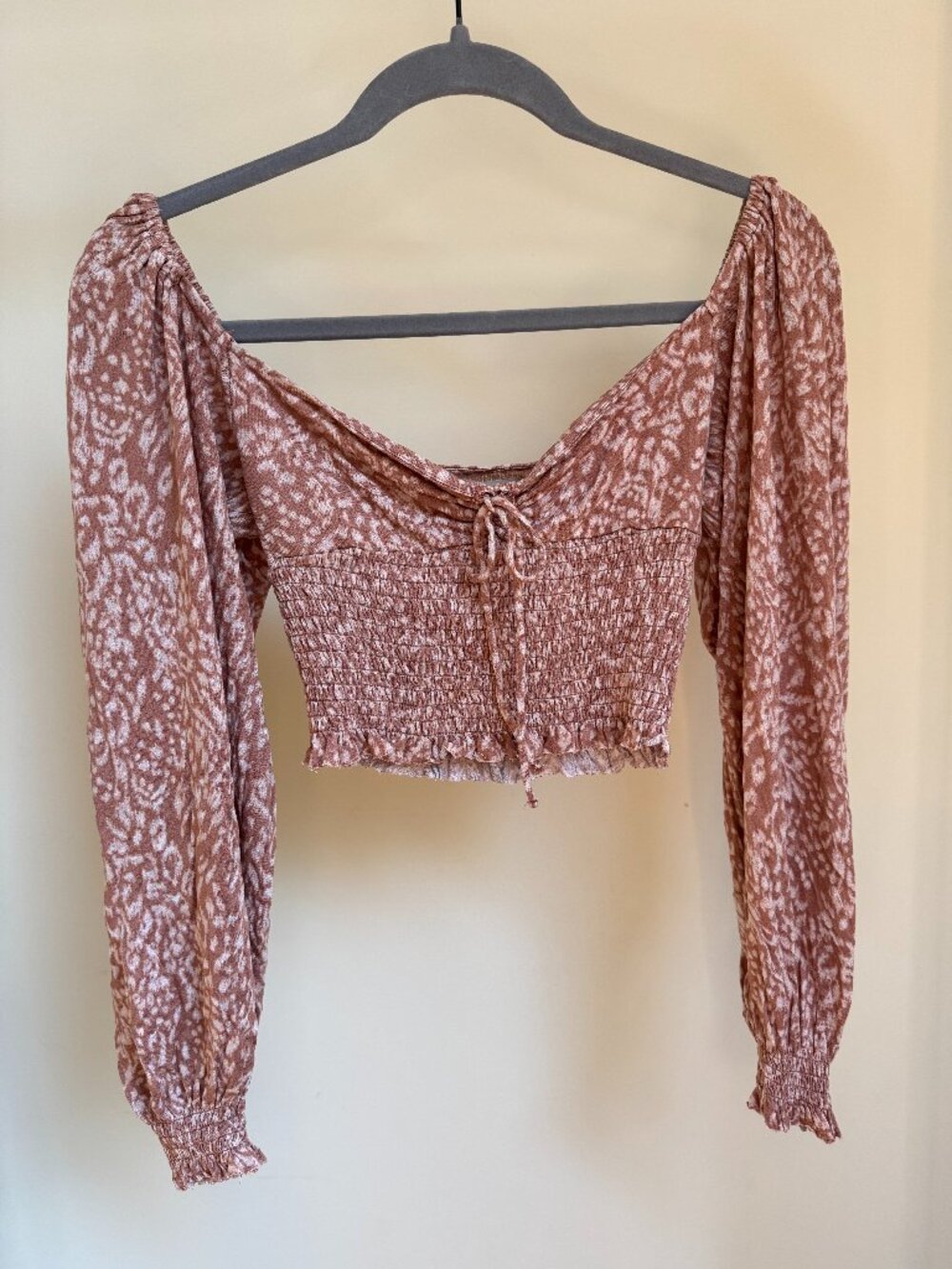 Urban Outfitters Cropped Longsleeve